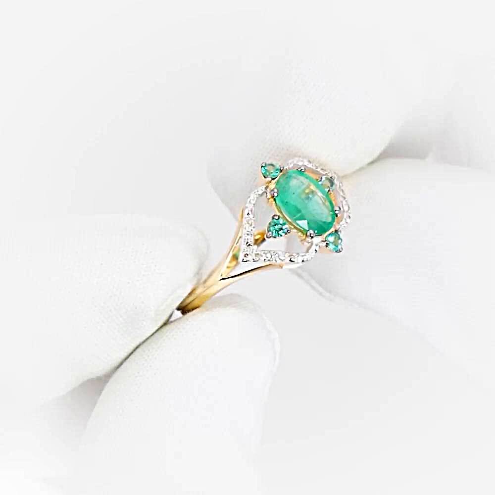 Кольцо с изумрудами и бриллиантами из красного золота 585 пробы 1