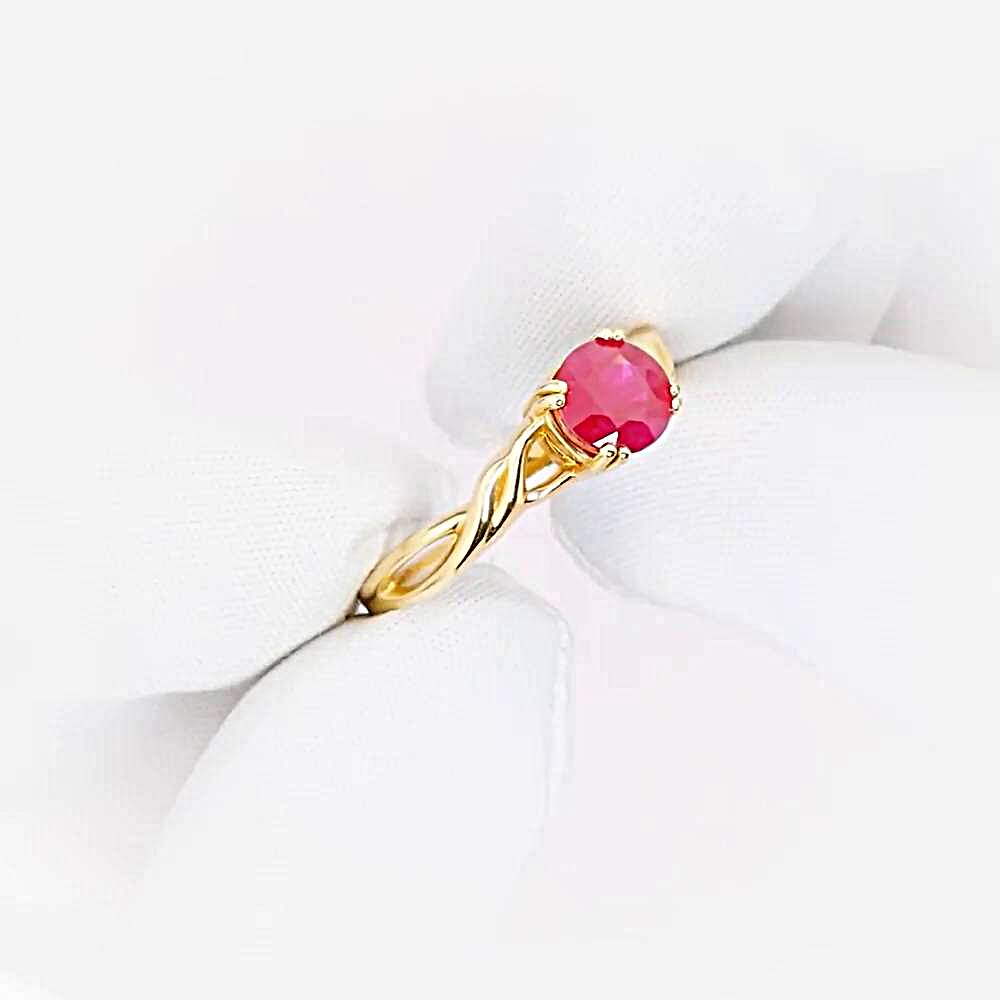 Кольцо с рубином из красного золота 585 пробы 1