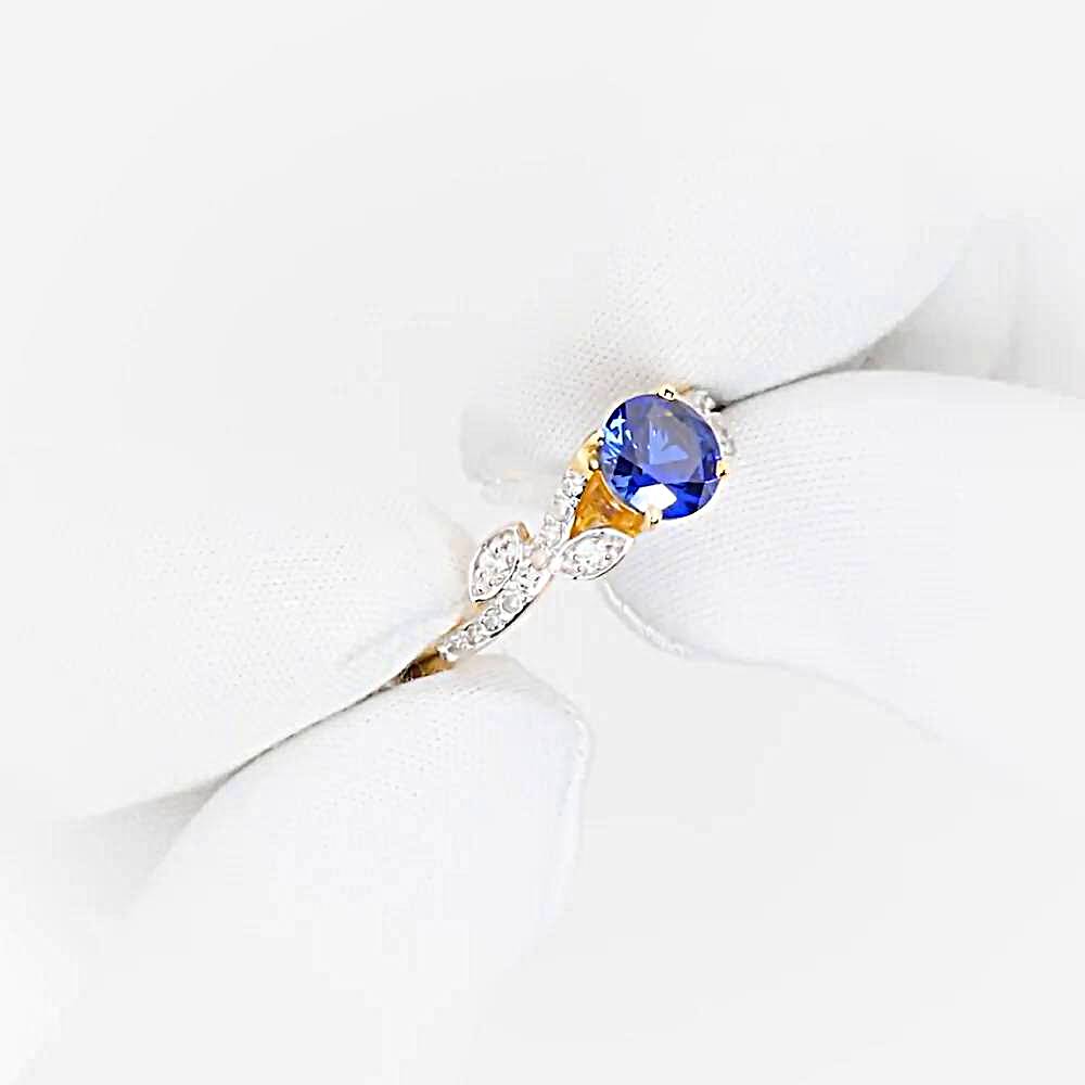 Кольцо с сапфиром синтетическим и бриллиантами из красного золота 585 пробы 1