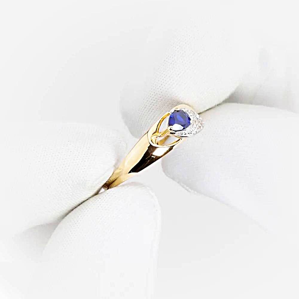 Кольцо с сапфиром синтетическим и бриллиантами из красного золота 585 пробы 1