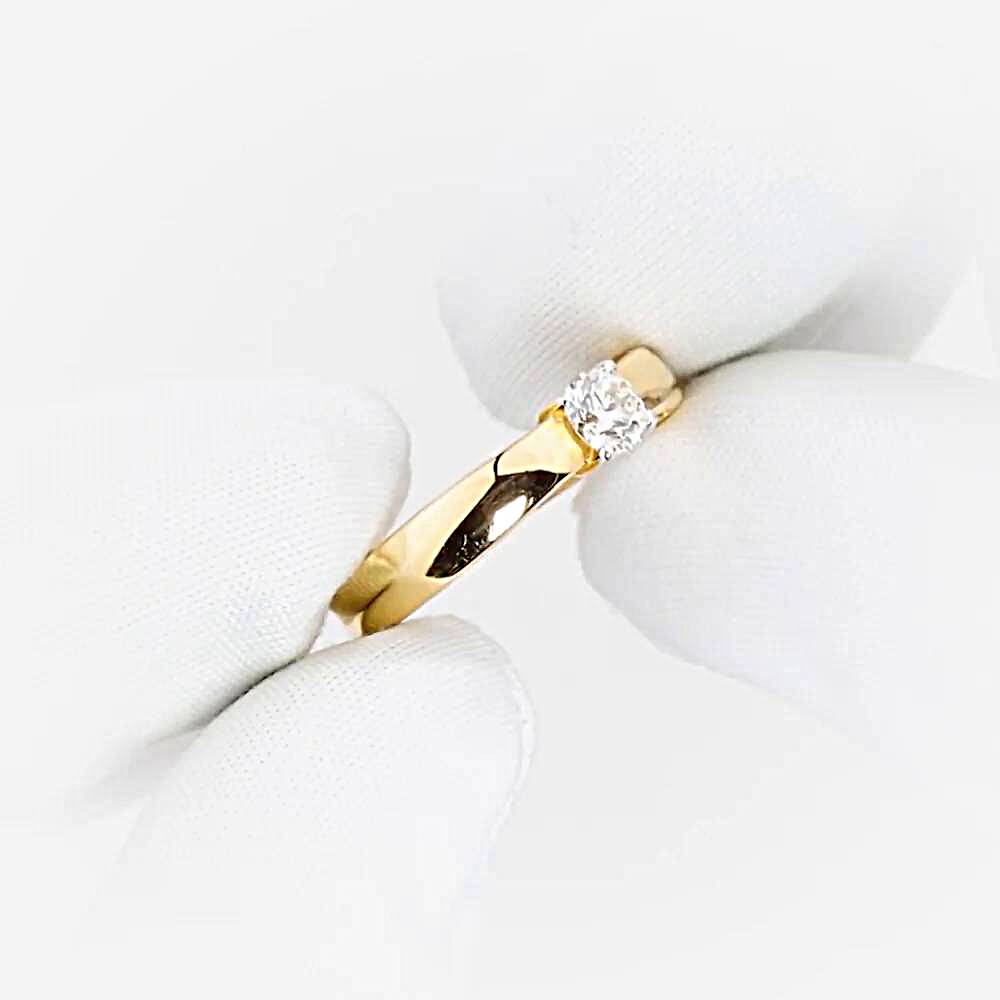 Кольцо с бриллиантом из красного золота 585 пробы 1