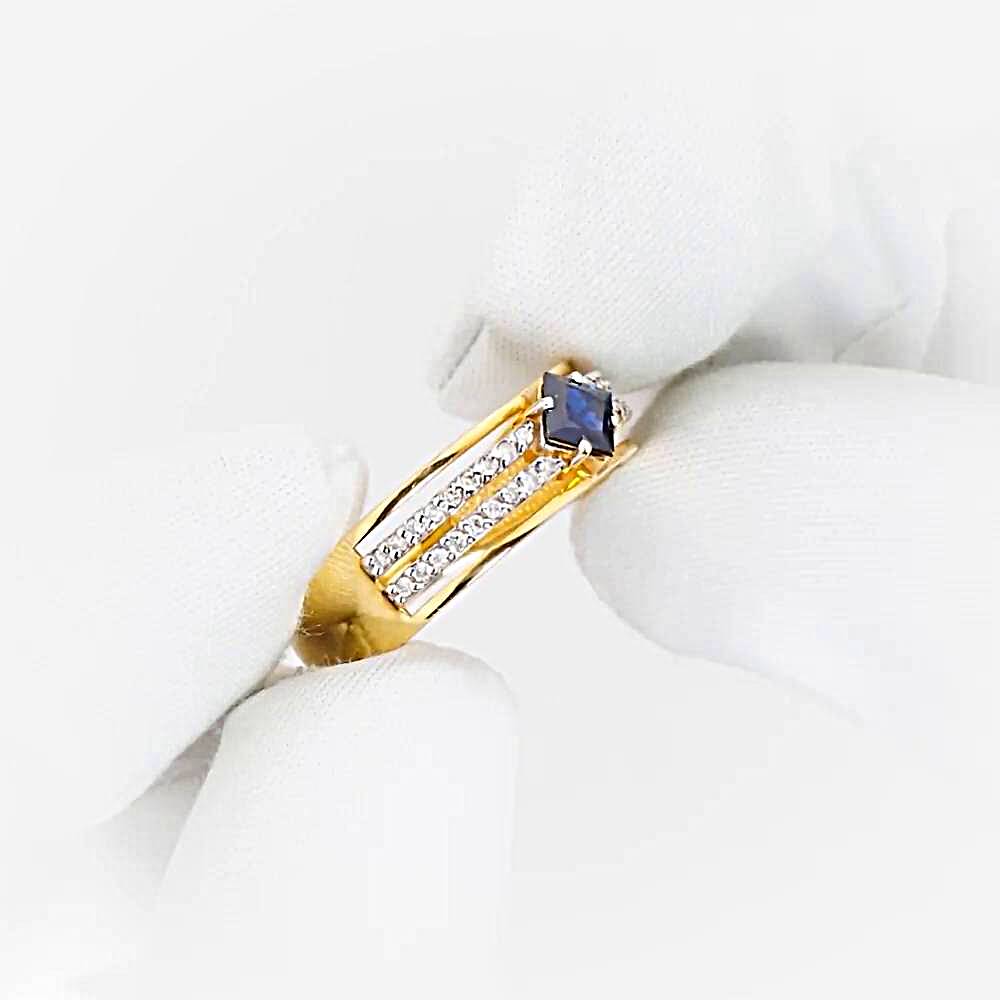 Кольцо с сапфирами и бриллиантами из красного золота 585 пробы 1