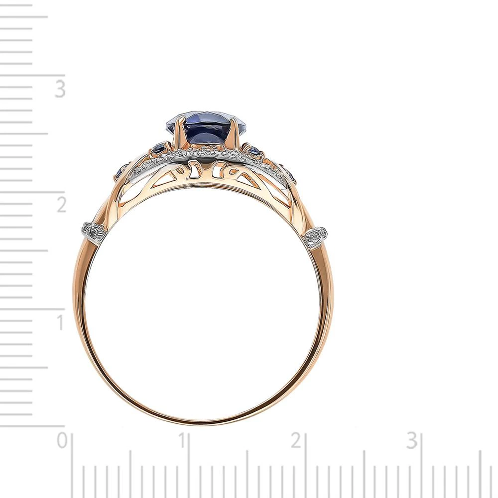 Кольцо с сапфиром синтетическим и бриллиантами из красного золота 585 пробы Кольцо с сапфиром синтетическим и бриллиантами из красного золота 585 пробы