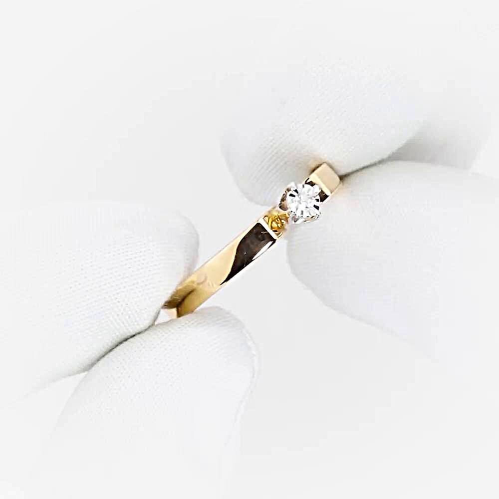 Кольцо с бриллиантом из красного золота 585 пробы