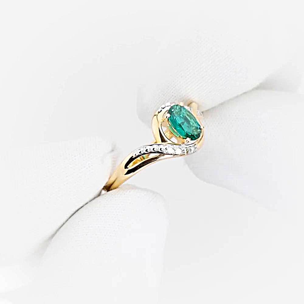 Кольцо с гидротермальным изумрудом и бриллиантами из красного золота 585 пробы 1