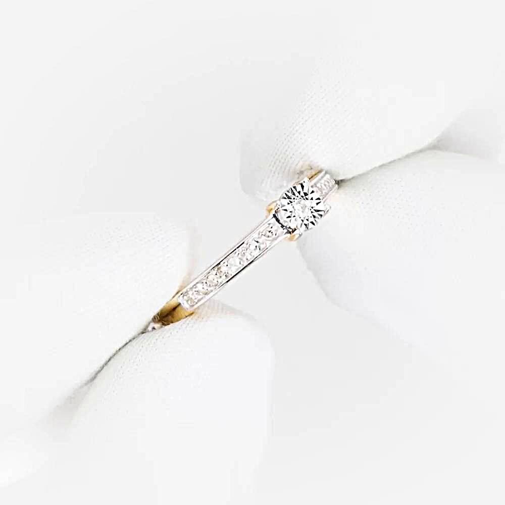 Кольцо с бриллиантами из красного золота 585 пробы Кольцо с бриллиантами из красного золота 585 пробы