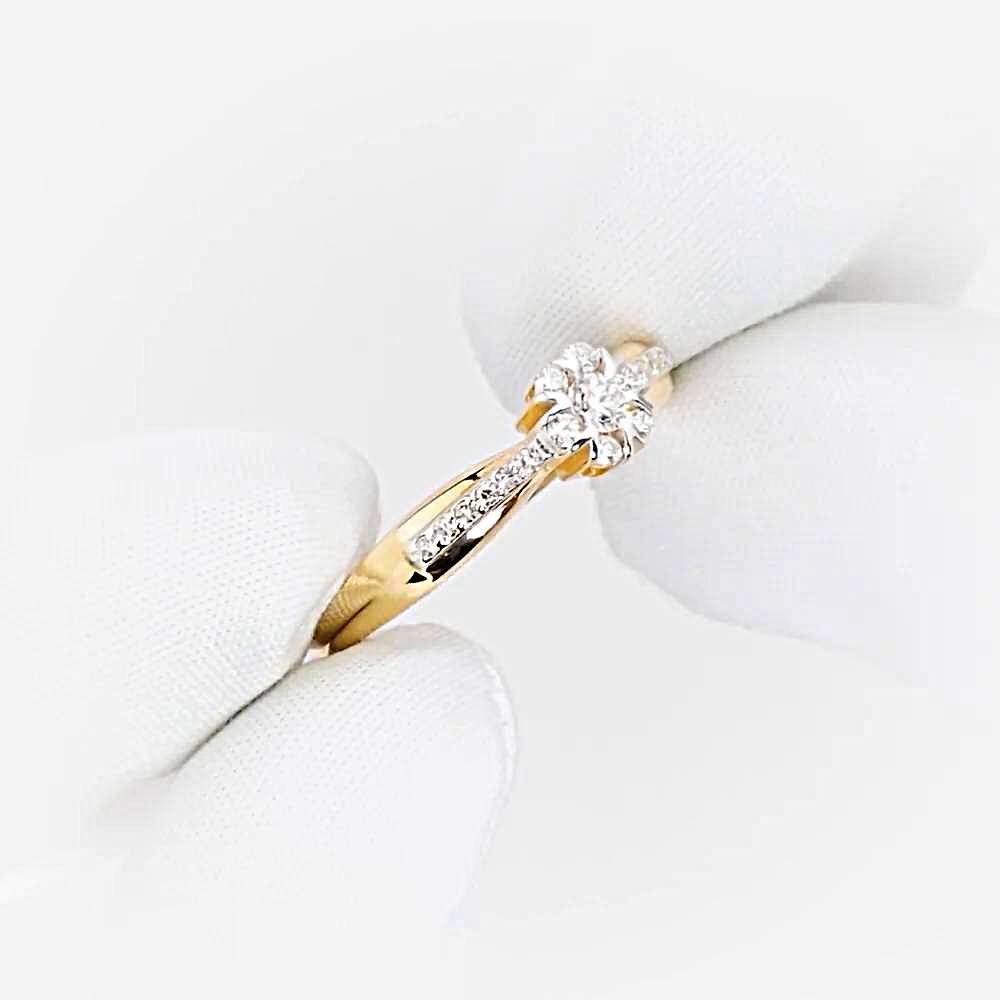 Кольцо с бриллиантами из красного золота 585 пробы Кольцо с бриллиантами из красного золота 585 пробы