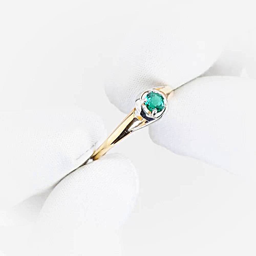 Кольцо с гидротермальным изумрудом из красного золота 375 пробы 1