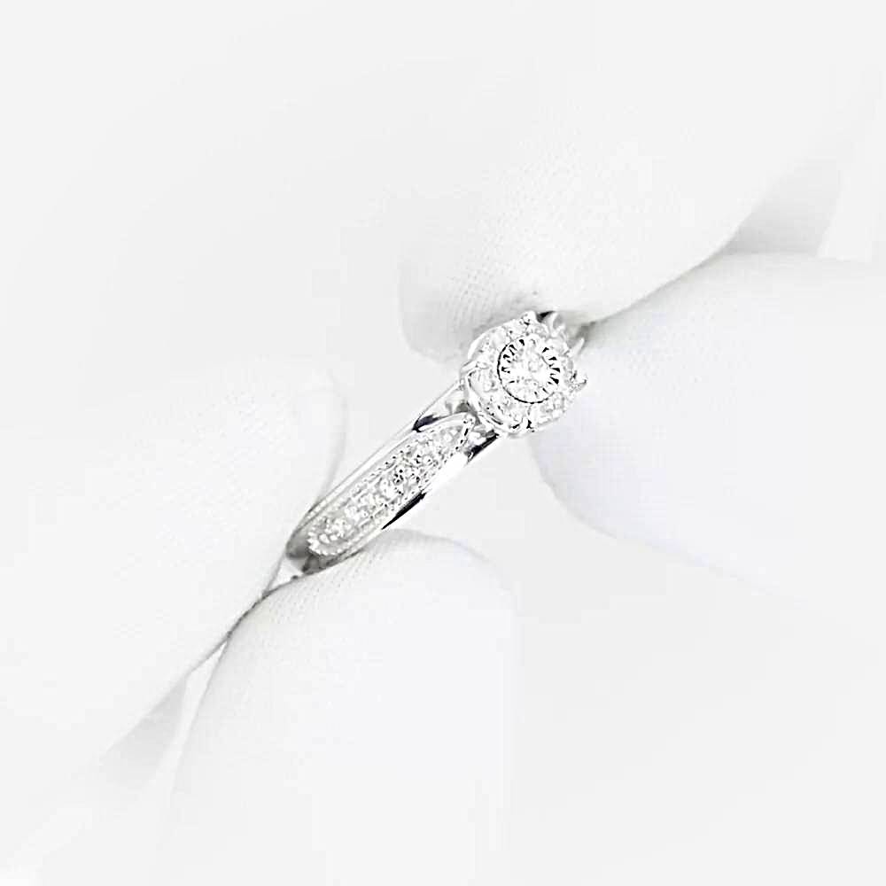 Кольцо с бриллиантами из белого золота 585 пробы Кольцо с бриллиантами из белого золота 585 пробы