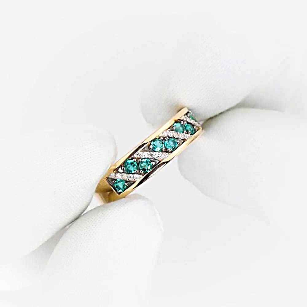 Кольцо с гидротермальным изумрудом и бриллиантами из красного золота 585 пробы