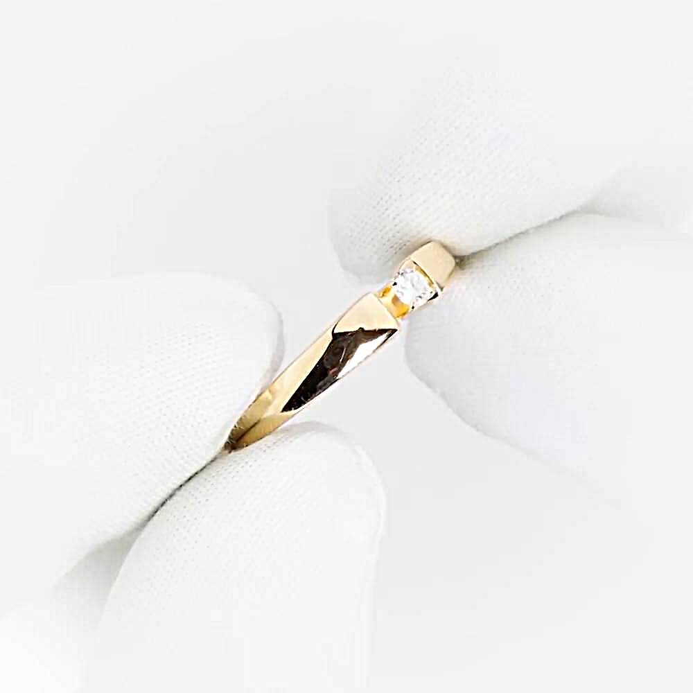 Кольцо с бриллиантом из красного золота 585 пробы