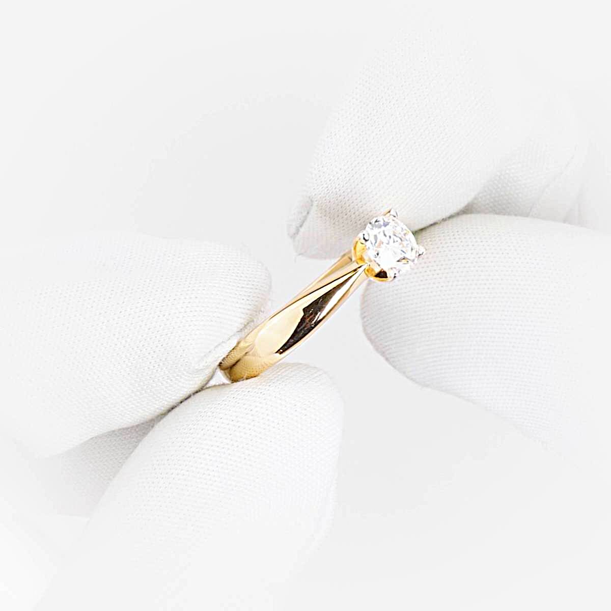 Кольцо с выращенным бриллиантом из красного золота 585 пробы 1