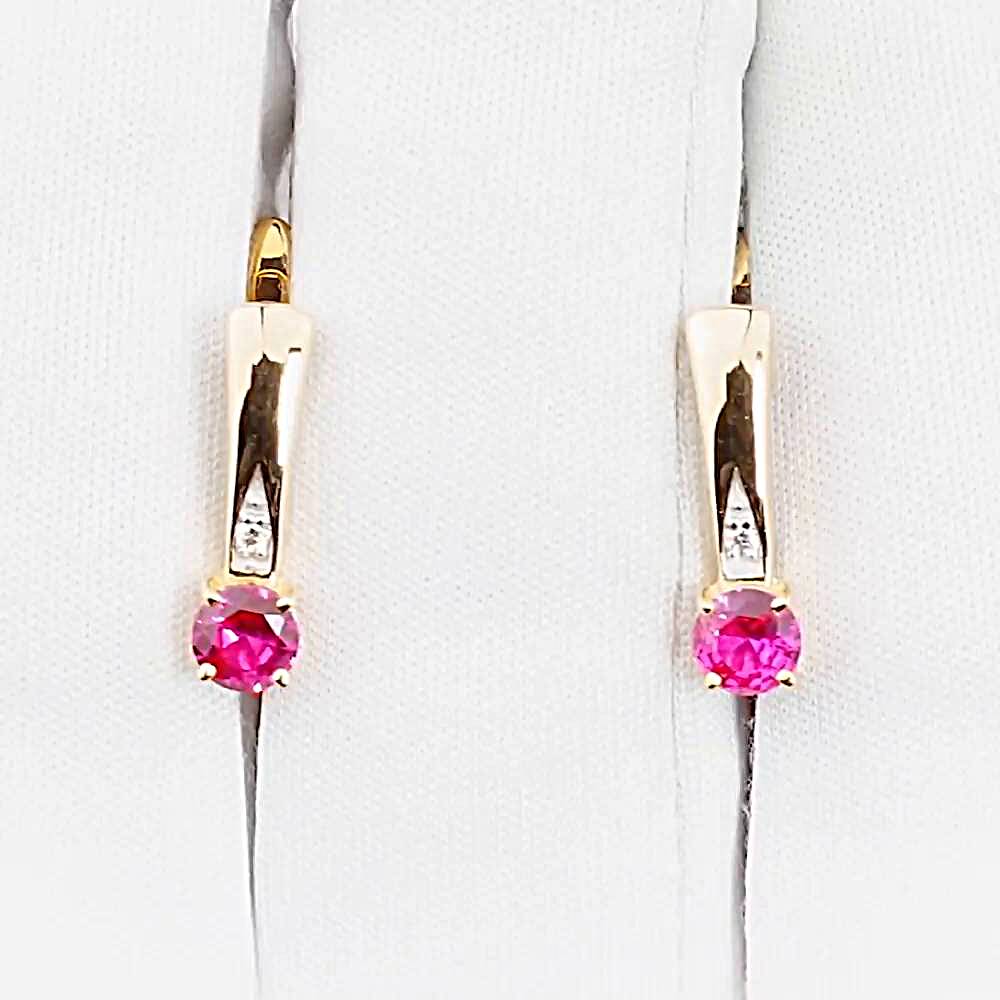 Серьги с рубином синтетическим и бриллиантами из красного золота 375 пробы