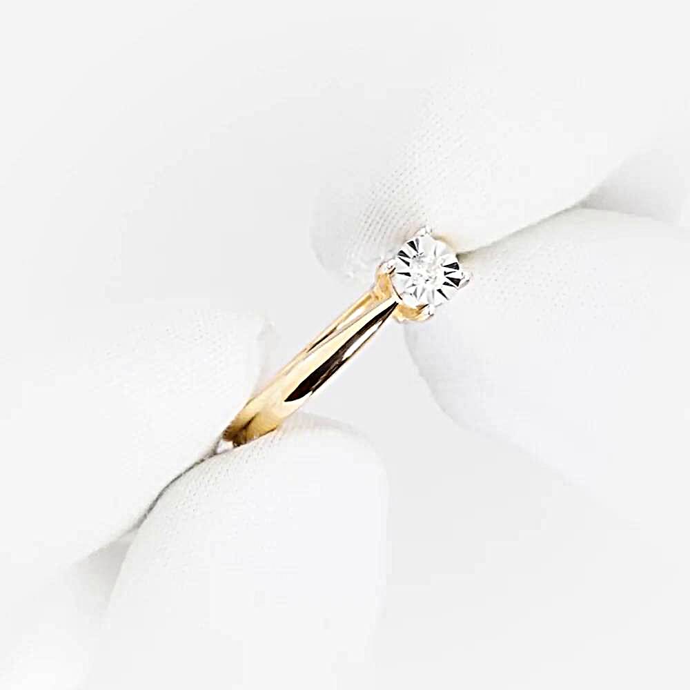 Кольцо с бриллиантами из красного золота 585 пробы Кольцо с бриллиантами из красного золота 585 пробы