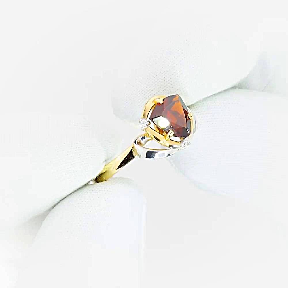 Кольцо с гранатами и фианитами из красного золота 585 пробы 1