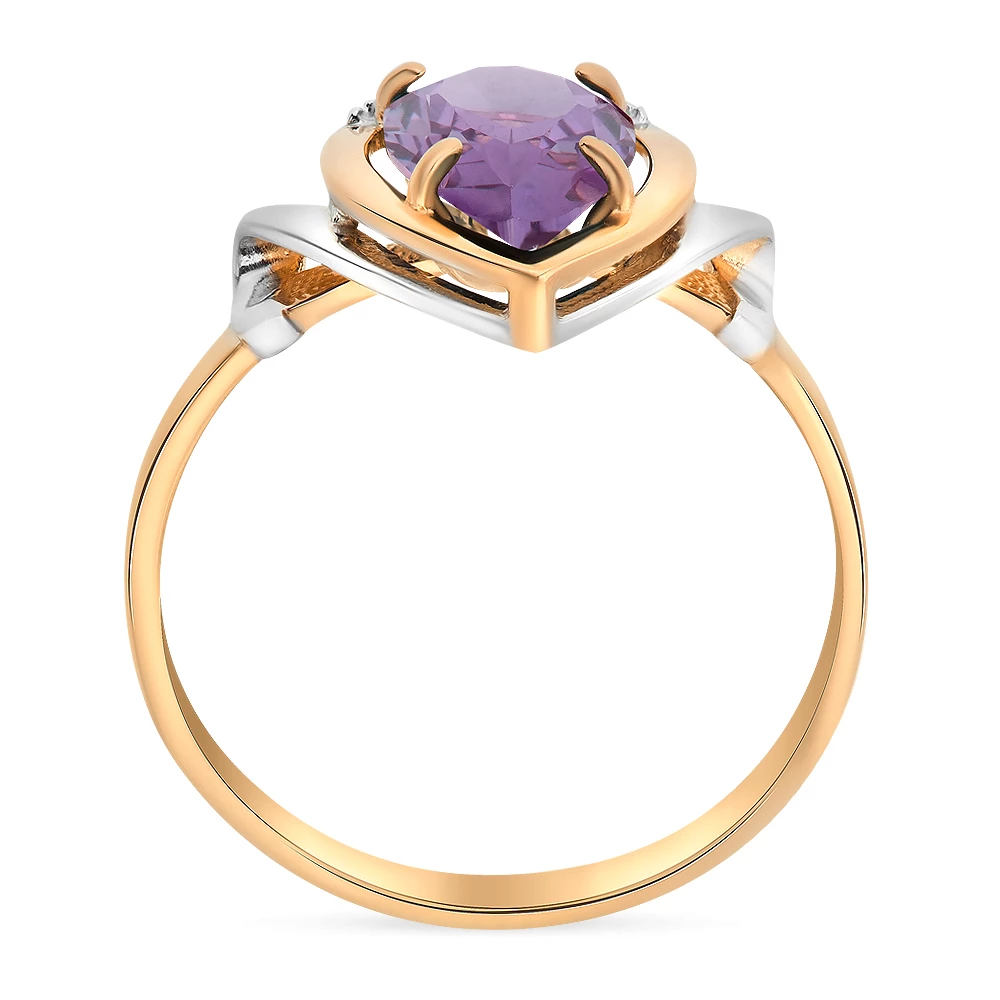 Кольцо с александритом синтетическим и фианитами из красного золота 585 пробы Кольцо с александритом синтетическим и фианитами из красного золота 585 пробы