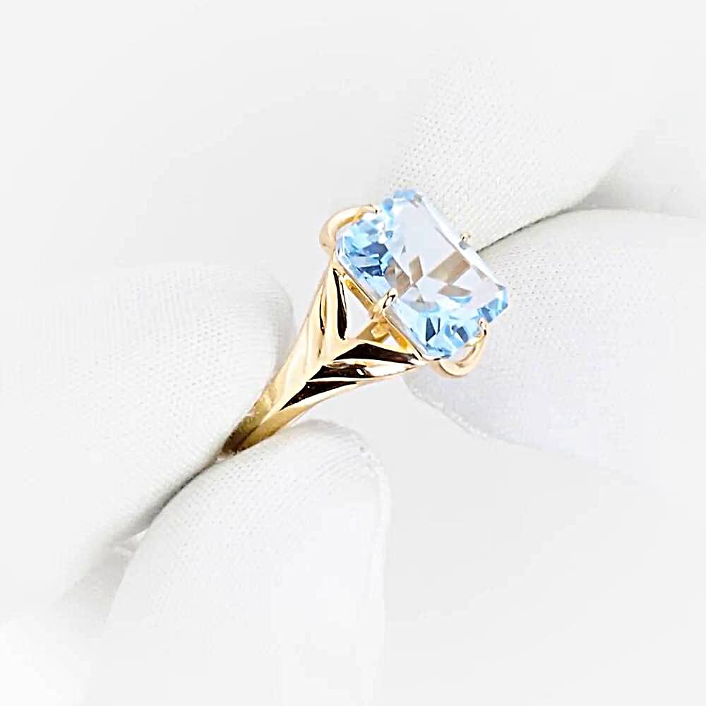 Кольцо с топазом из красного золота 585 пробы 1