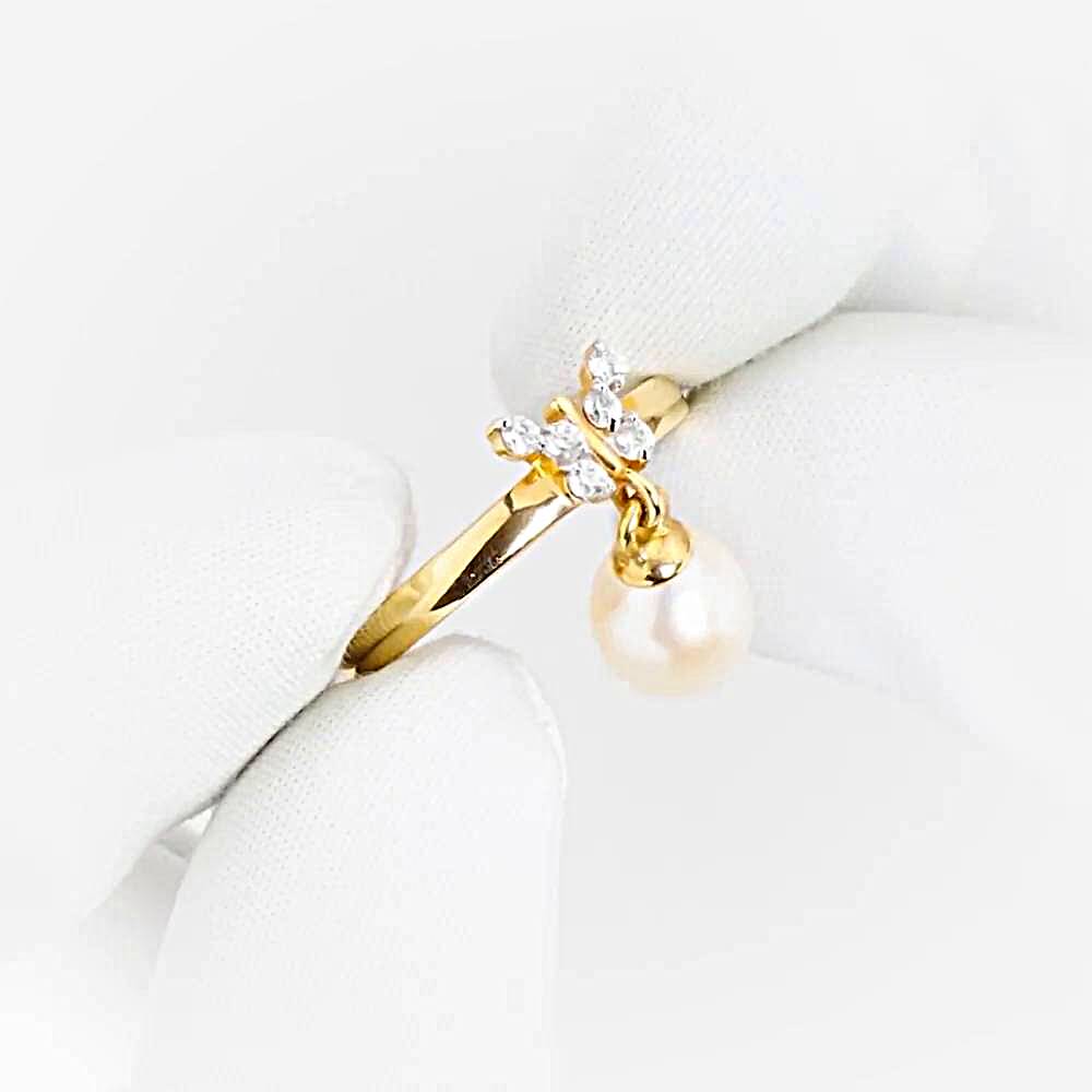 Кольцо с культивированным жемчугом и фианитами из красного золота 585 пробы 1