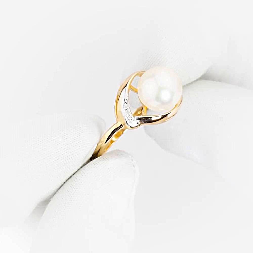 Кольцо с культивированным жемчугом и бриллиантами из красного золота 585 пробы 1