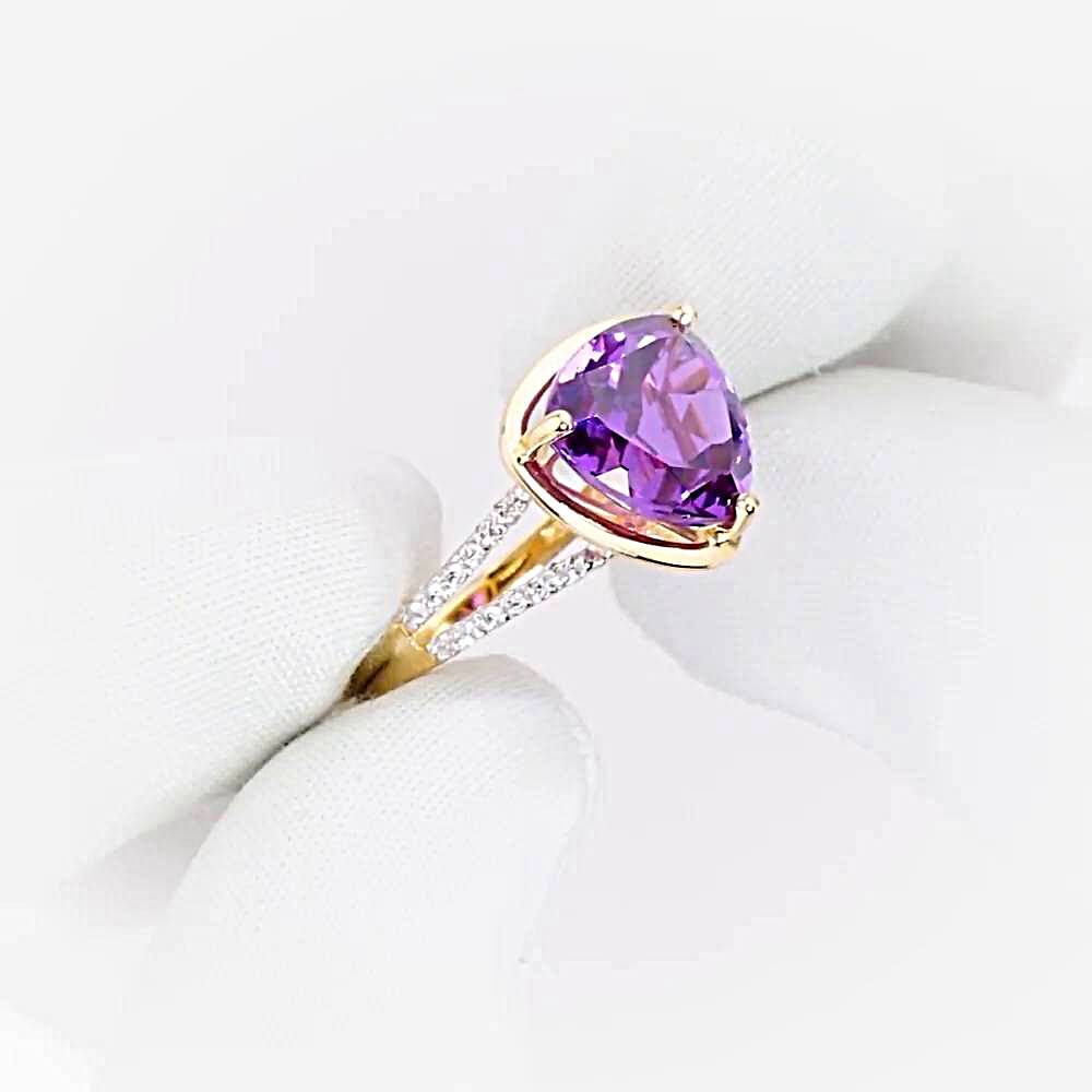 Кольцо с александритом синтетическим и фианитами из красного золота 585 пробы 1