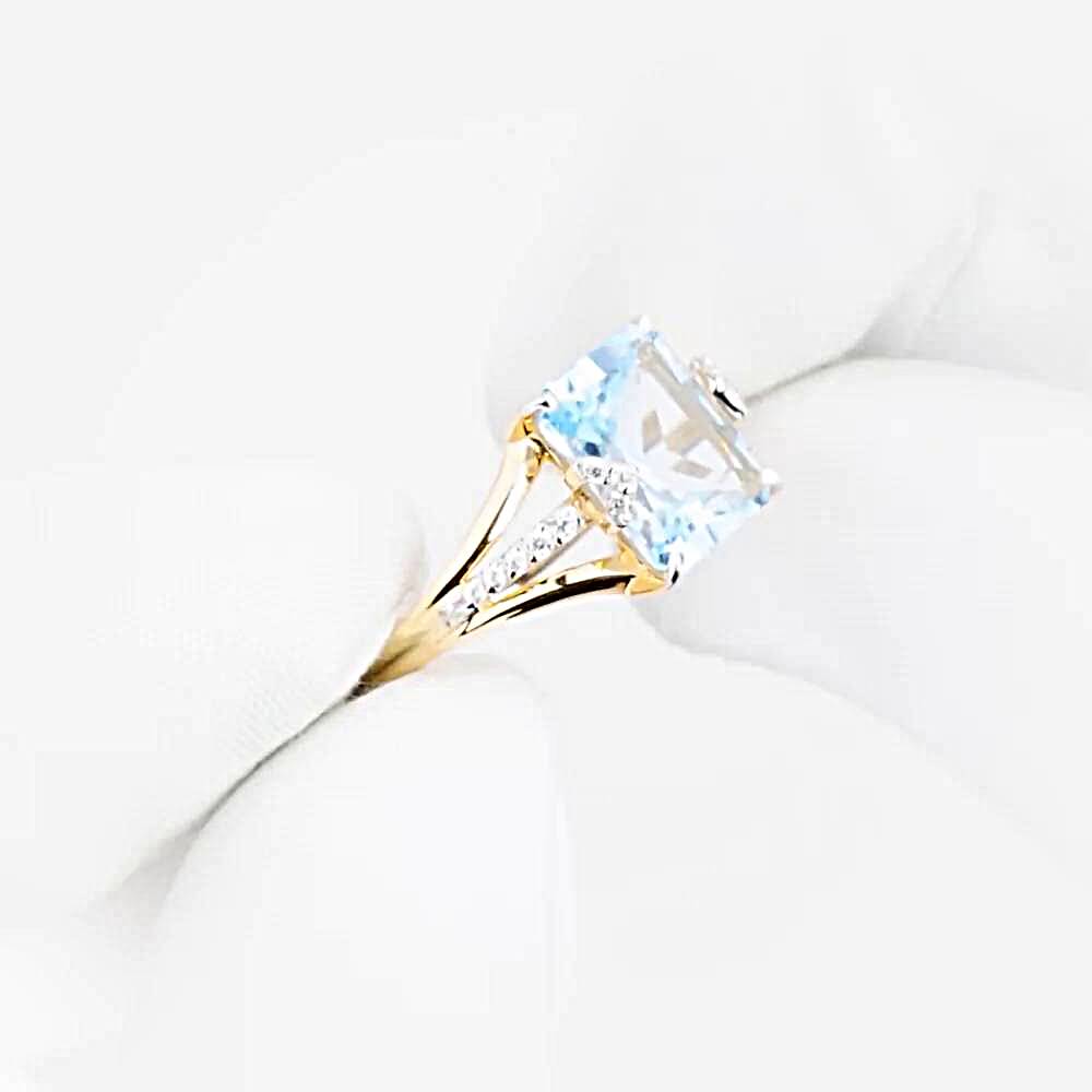 Кольцо с топазами и фианитами из красного золота 585 пробы 1