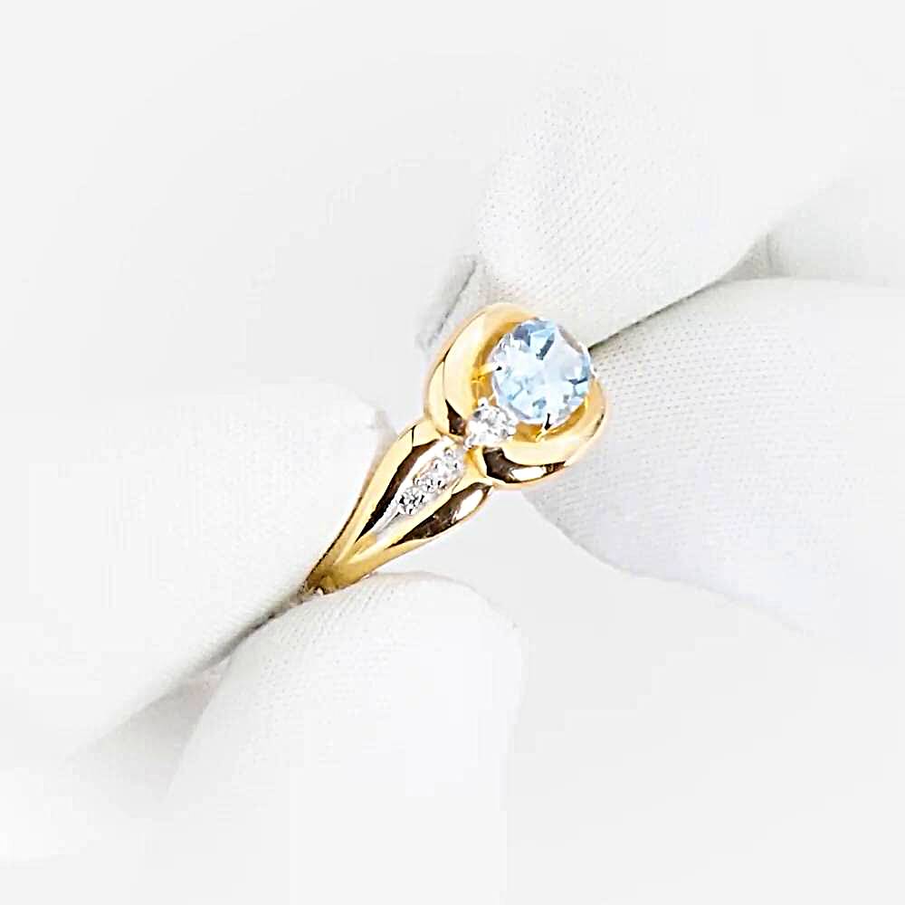 Кольцо с топазами и фианитами из красного золота 585 пробы 1