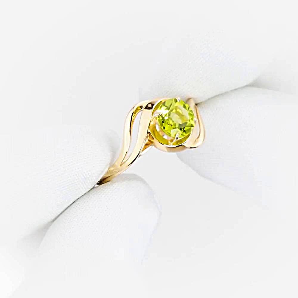 Кольцо с хризолитом из красного золота 585 пробы 1