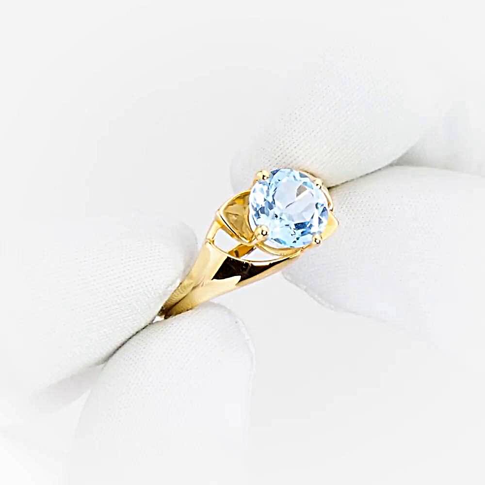 Кольцо с топазом из красного золота 585 пробы 1