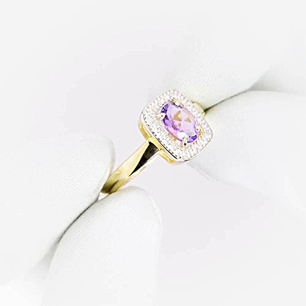 Кольцо с аметистами и фианитами из желтого золота 585 пробы