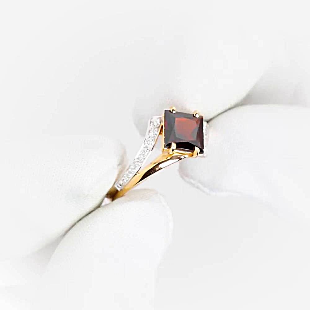 Кольцо с гранатами и бриллиантами из красного золота 375 пробы 1