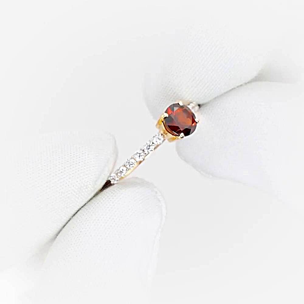 Кольцо с гранатами и фианитами из красного золота 375 пробы