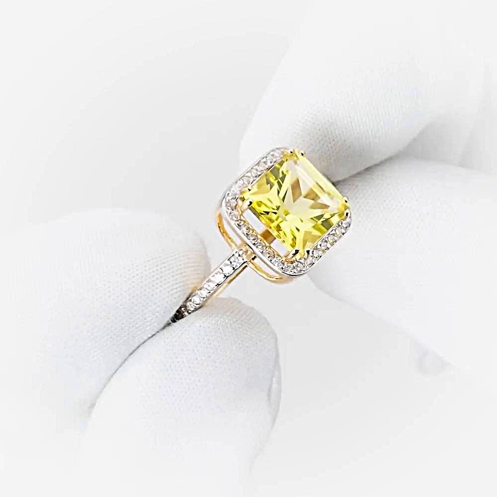 Кольцо с кварцем и фианитами из красного золота 585 пробы