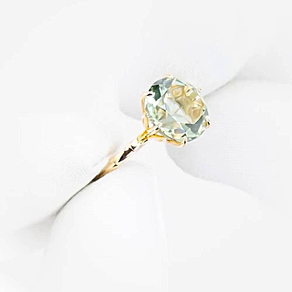 Кольцо с празиолитом из красного золота 585 пробы