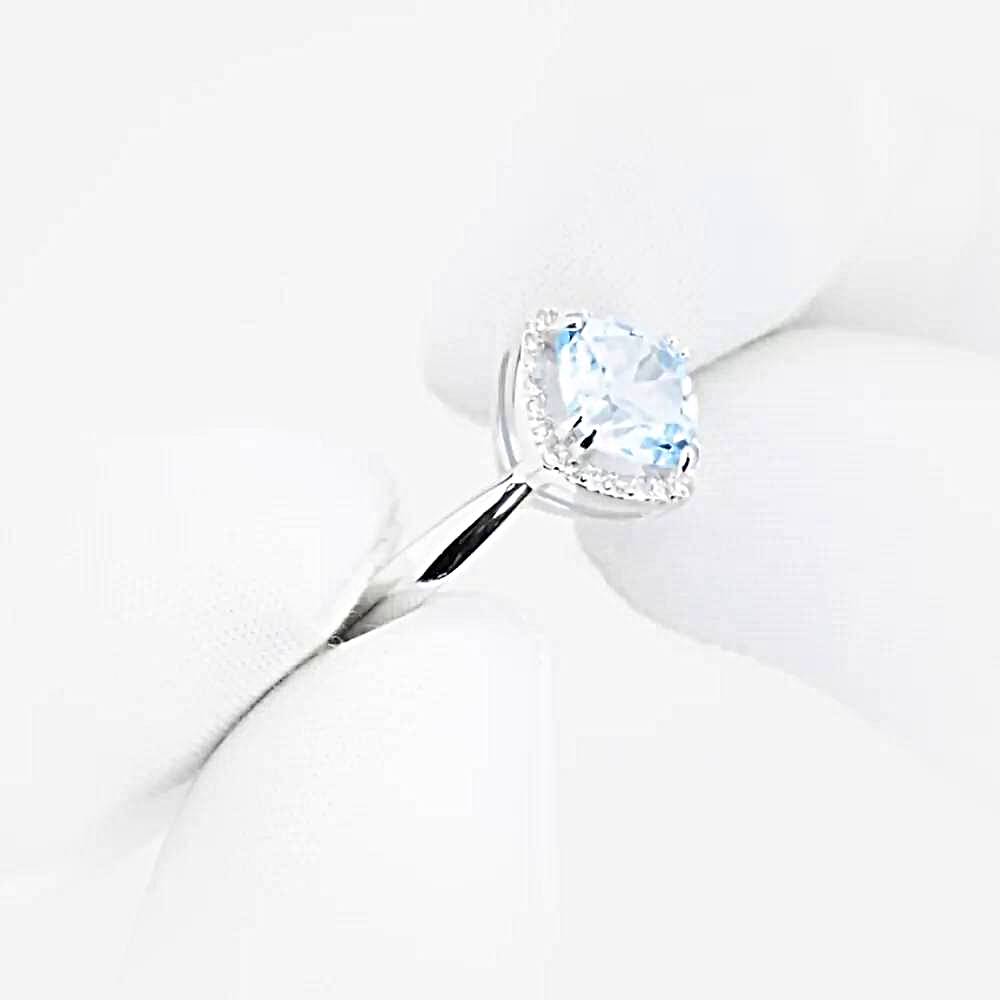 Кольцо с топазами и бриллиантами из белого золота 585 пробы