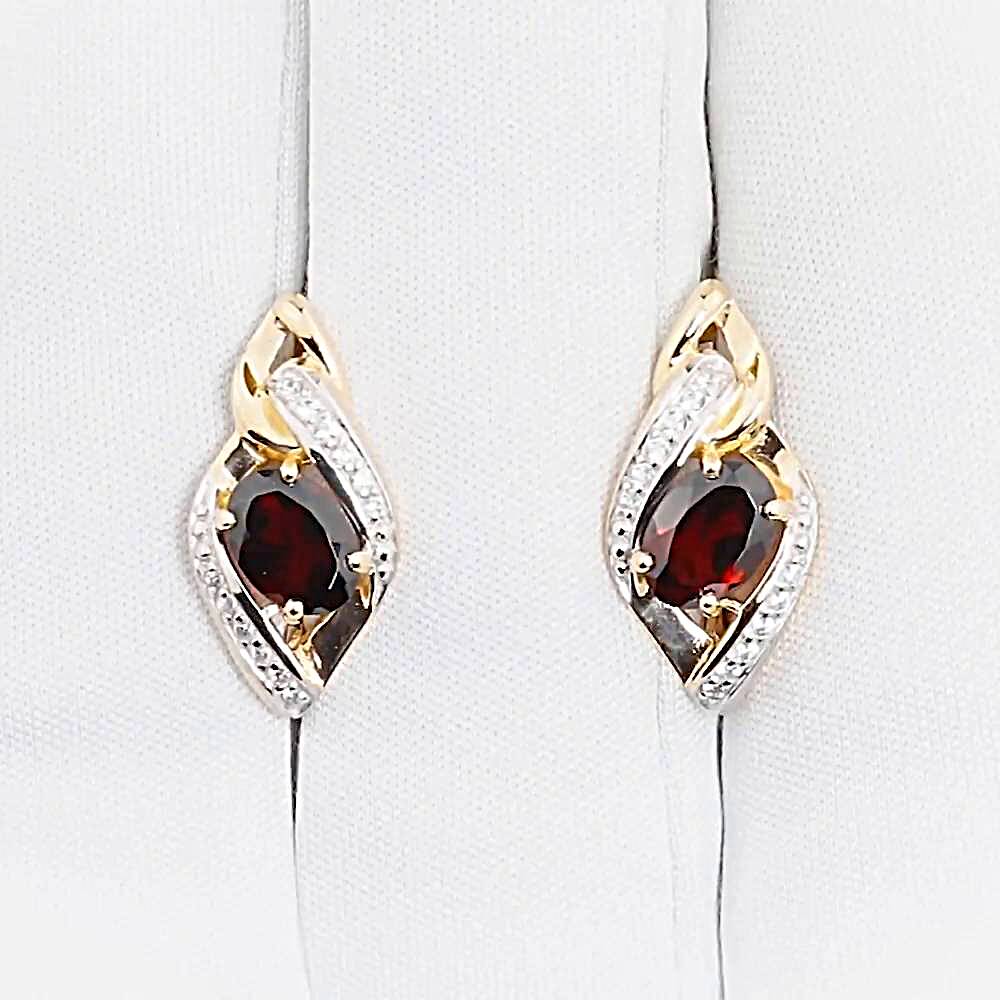 Серьги с гранатами и фианитами из красного золота 585 пробы