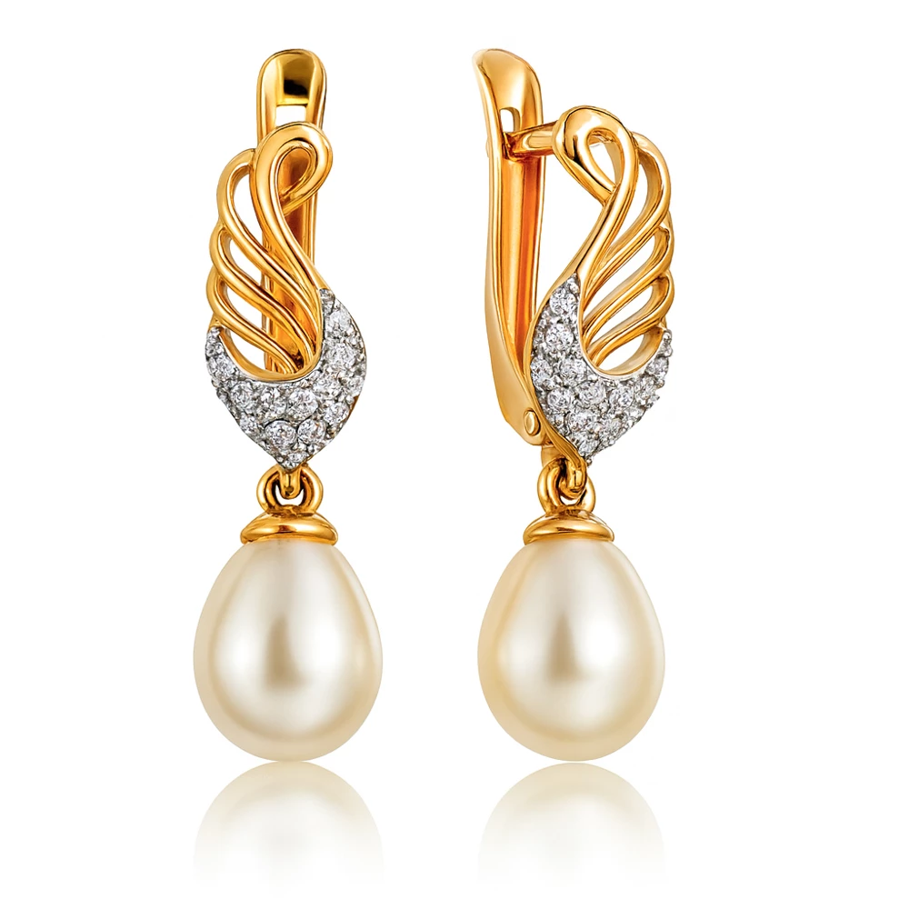 Серьги с культивированным жемчугом и фианитами из красного золота 585 пробы