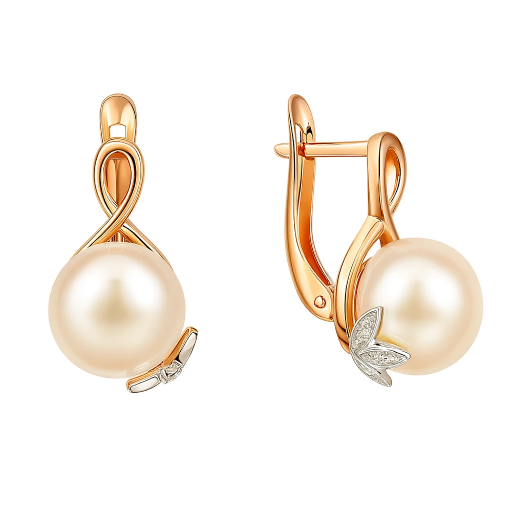 Серьги с культивированным жемчугом и фианитами из красного золота 585 пробы Серьги с культивированным жемчугом и фианитами из красного золота 585 пробы