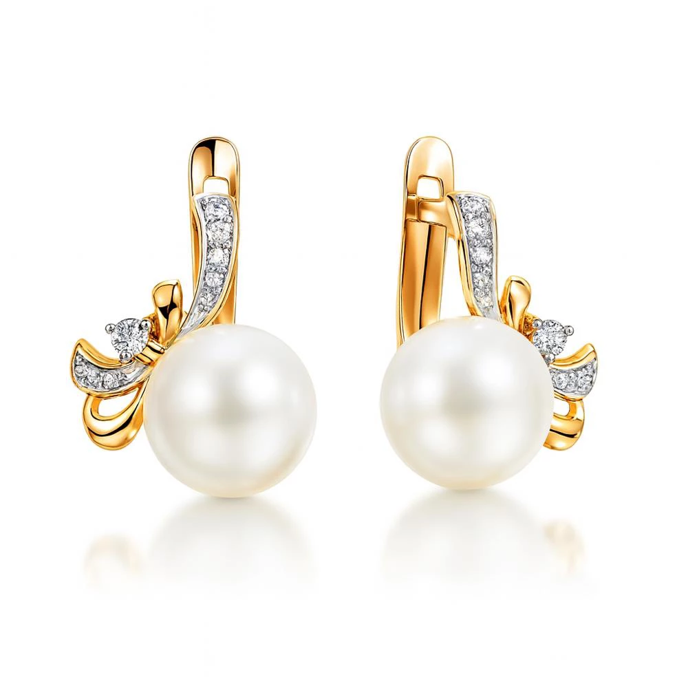 Серьги с культивированным жемчугом и фианитами из красного золота 585 пробы Серьги с культивированным жемчугом и фианитами из красного золота 585 пробы