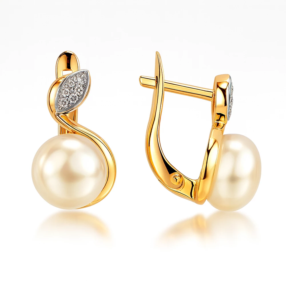 Серьги с культивированным жемчугом и фианитами из красного золота 585 пробы Серьги с культивированным жемчугом и фианитами из красного золота 585 пробы