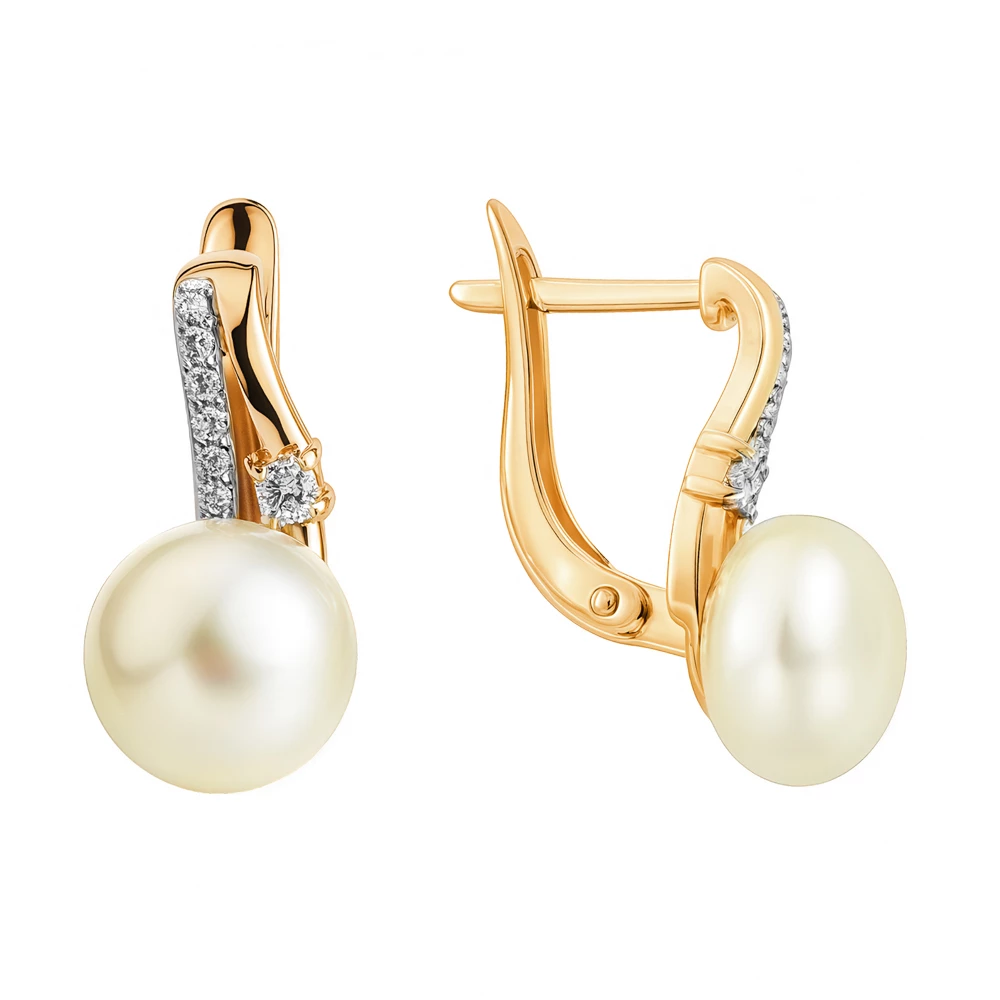 Серьги с культивированным жемчугом и фианитами из красного золота 585 пробы