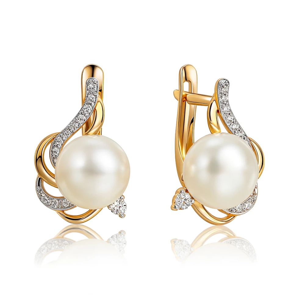 Серьги с культивированным жемчугом и фианитами из красного золота 585 пробы Серьги с культивированным жемчугом и фианитами из красного золота 585 пробы