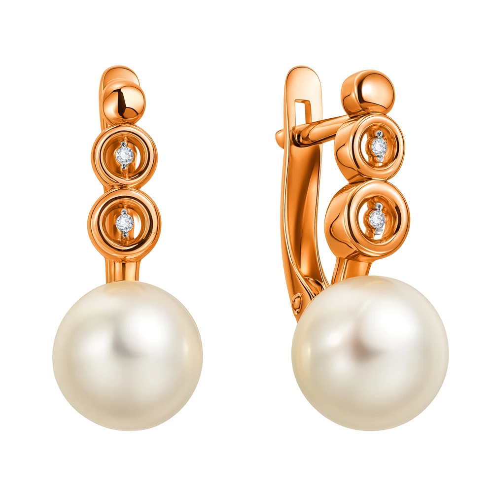 Серьги с культивированным жемчугом и фианитами из красного золота 375 пробы Серьги с культивированным жемчугом и фианитами из красного золота 375 пробы