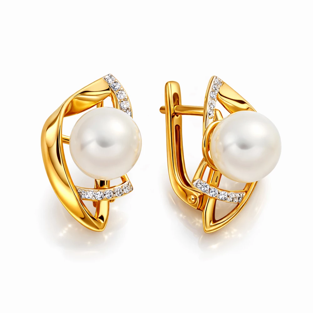 Серьги с культивированным жемчугом и фианитами из красного золота 585 пробы Серьги с культивированным жемчугом и фианитами из красного золота 585 пробы