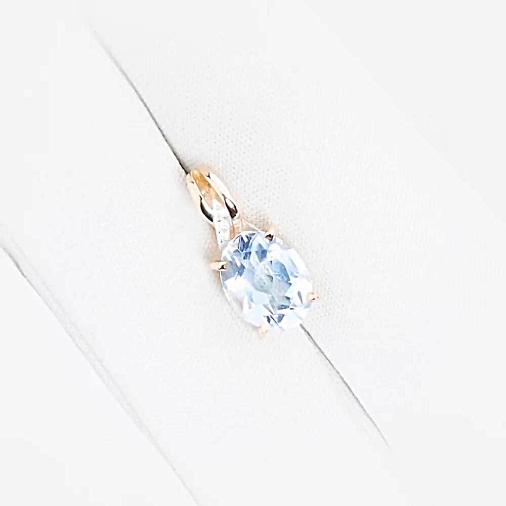 Подвес с топазами и фианитами из красного золота 375 пробы