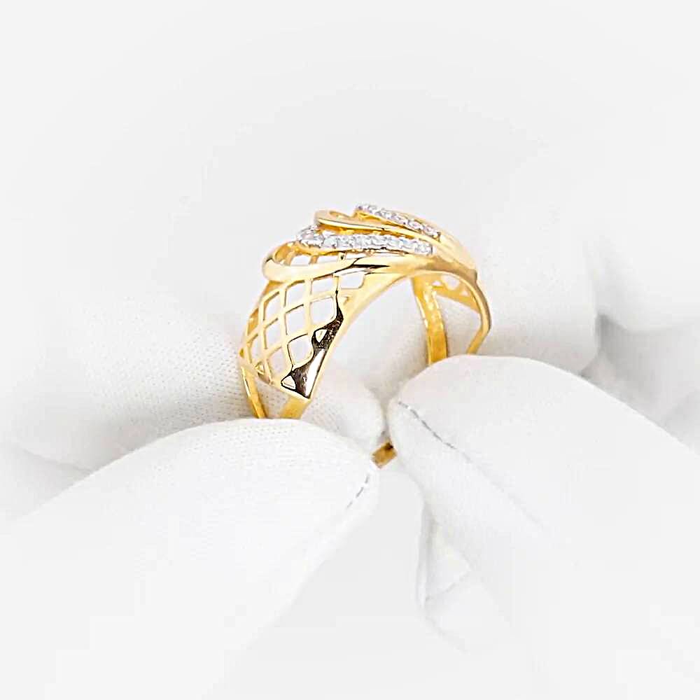 Кольцо с фианитами из красного золота 585 пробы 1