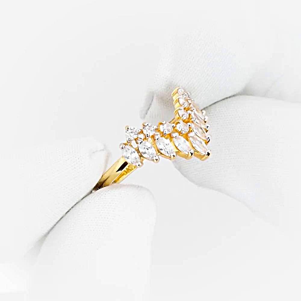 Кольцо с фианитами из красного золота 585 пробы 1