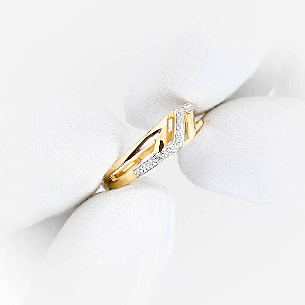 Кольцо с фианитами из красного золота 585 пробы 1