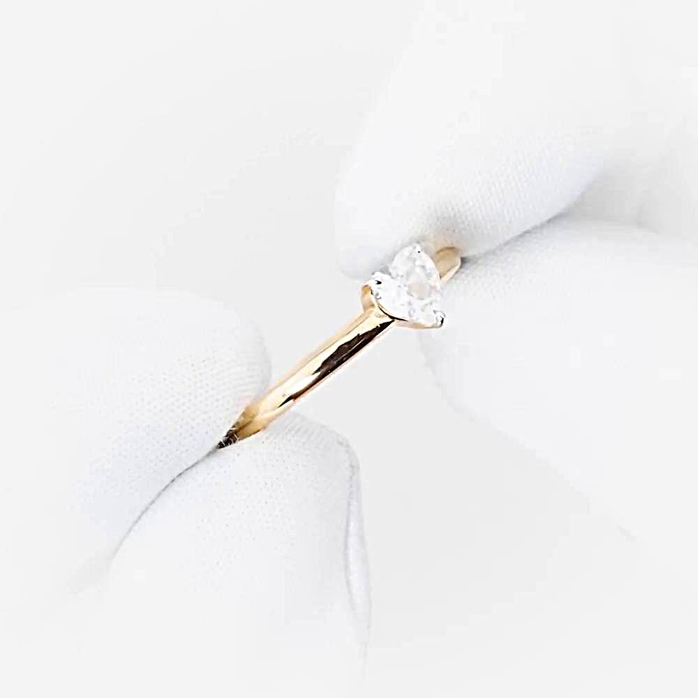 Кольцо с фианитом из красного золота 375 пробы