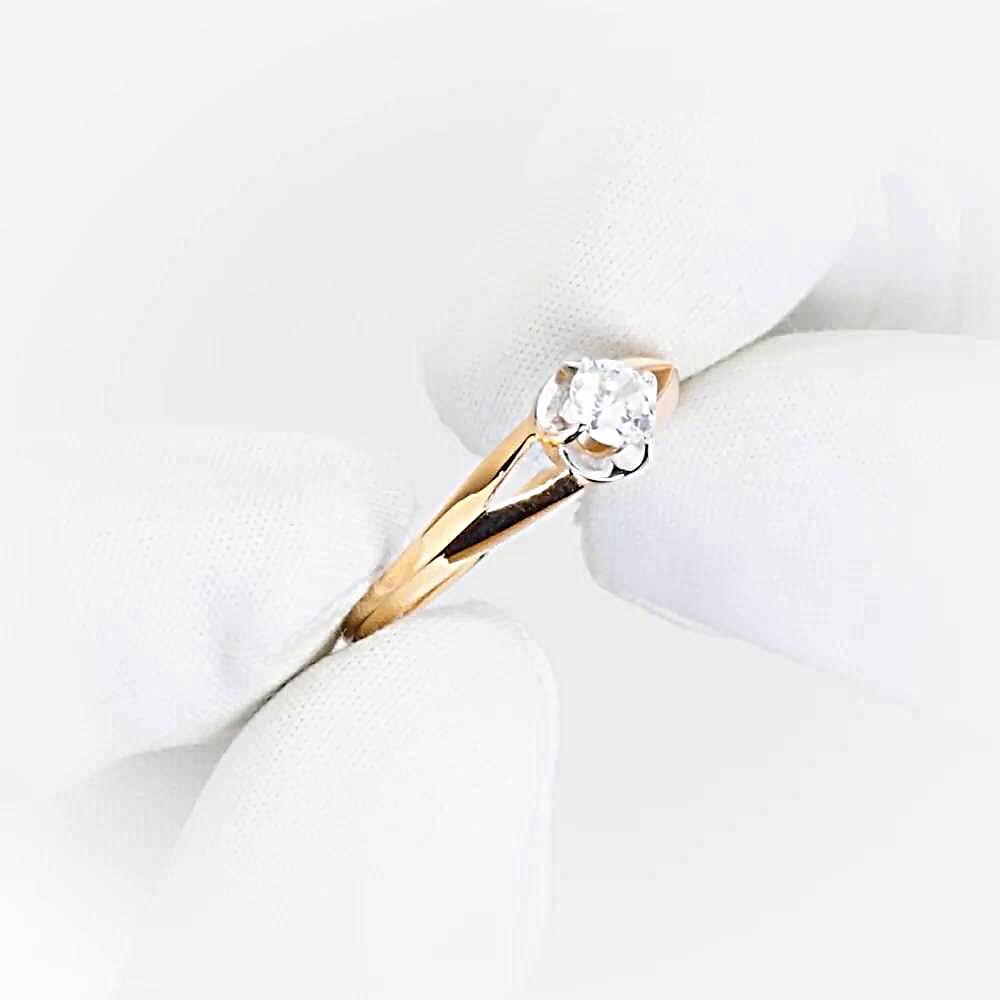 Кольцо с фианитом из красного золота 375 пробы 1