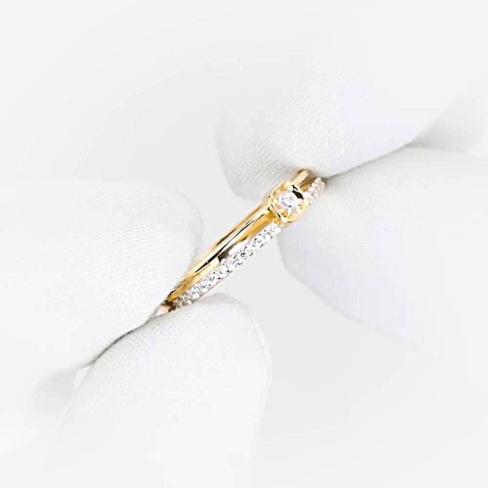 Кольцо с фианитами из красного золота 585 пробы Кольцо с фианитами из красного золота 585 пробы